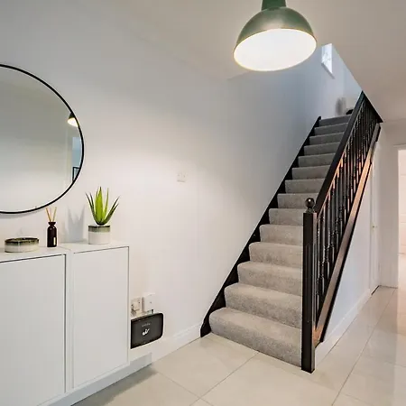 Modern & Spacious 3 Bed House Tatil Evi Galway