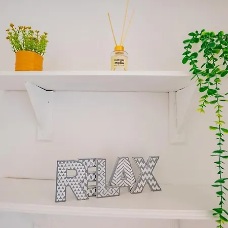 Modern & Spacious 3 Bed House * Galway