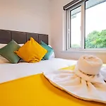 Modern & Spacious 3 Bed House *
