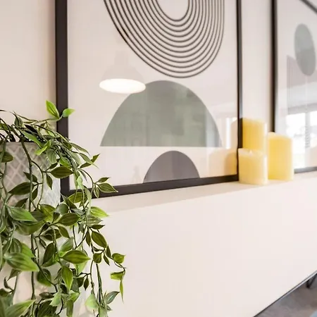 Holiday home Modern & Spacious 3 Bed House *