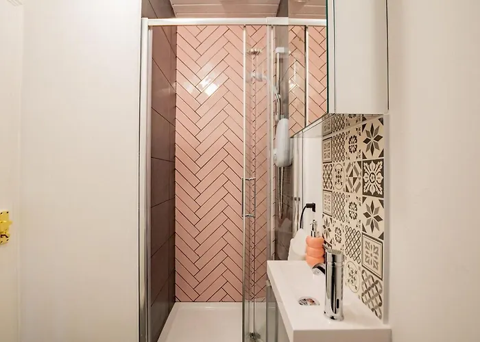 Modern & Spacious 3 Bed House 골웨이