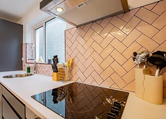 Modern & Spacious 3 Bed House *