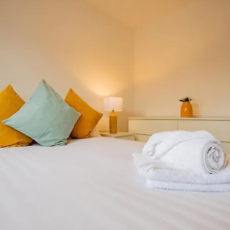 Family-friendly 3 Bed House - Sleeps 6 Galway