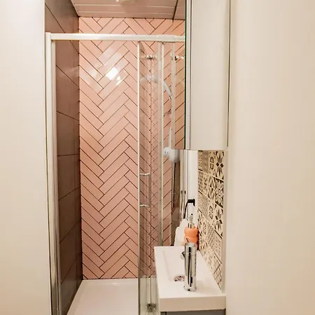 Сasa de vacaciones Modern & Spacious 3 Bed House